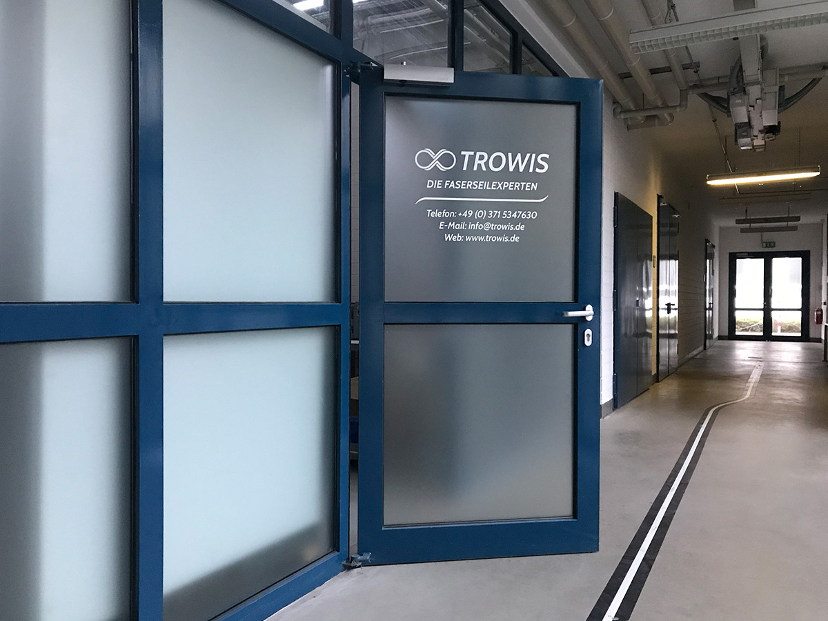 Türfolierung für TROWIS GmbH